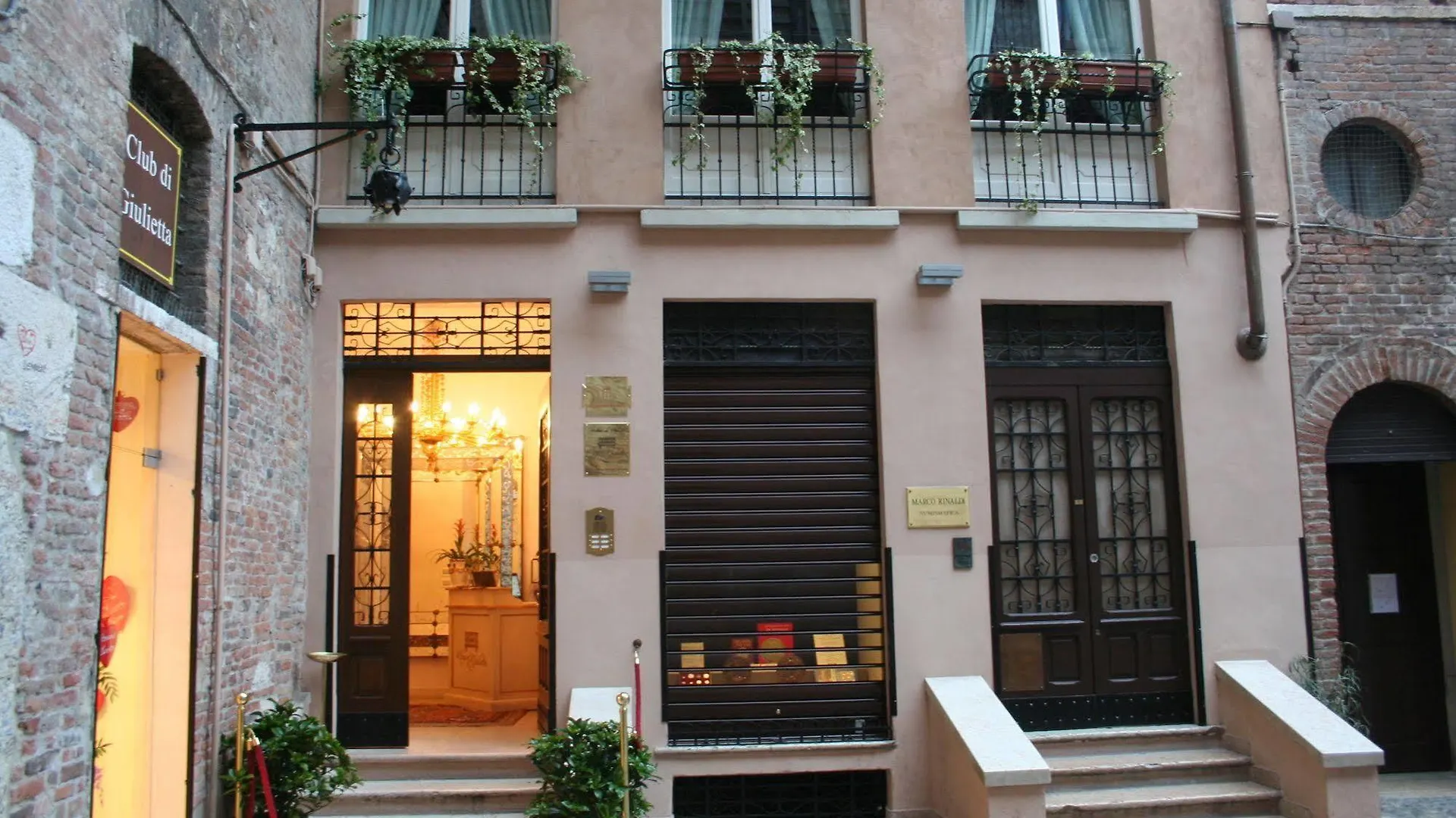 La Corte Di Giulietta Verona
