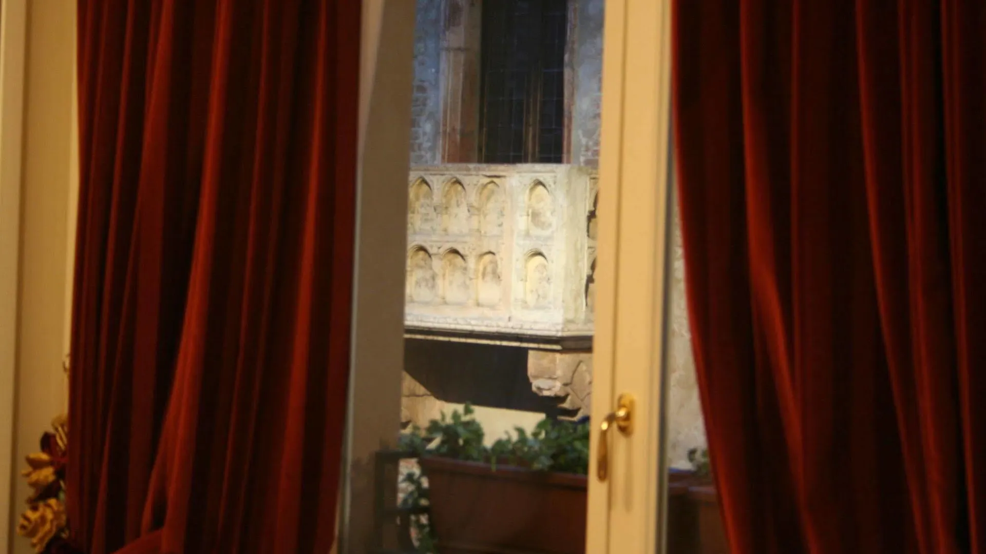 La Corte Di Giulietta 3*, Verona Italy